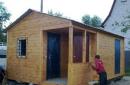 Ne ndërtojmë një shtëpi verore kornizë me duart tona