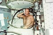 Як миються космонавти на МКС?
